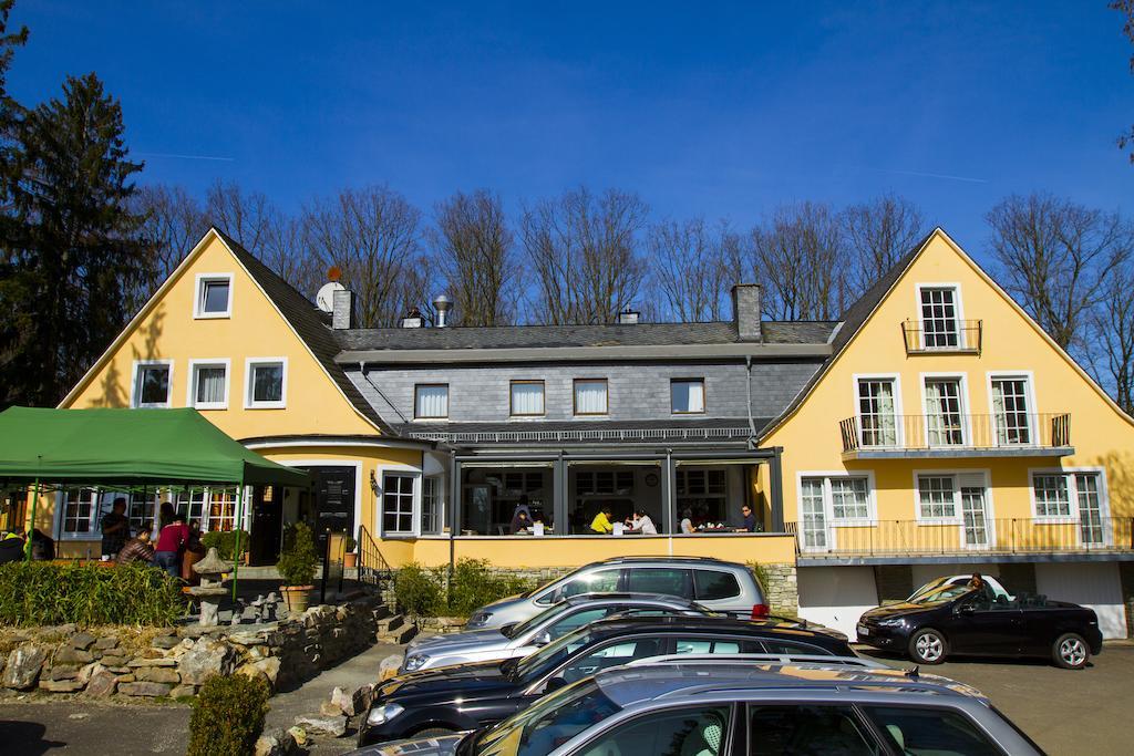 Heidekrug Hotel Oberursel Esterno foto