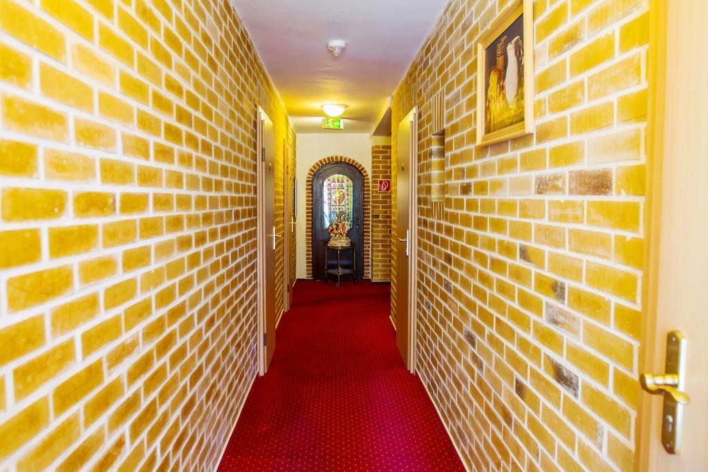 Heidekrug Hotel Oberursel Esterno foto
